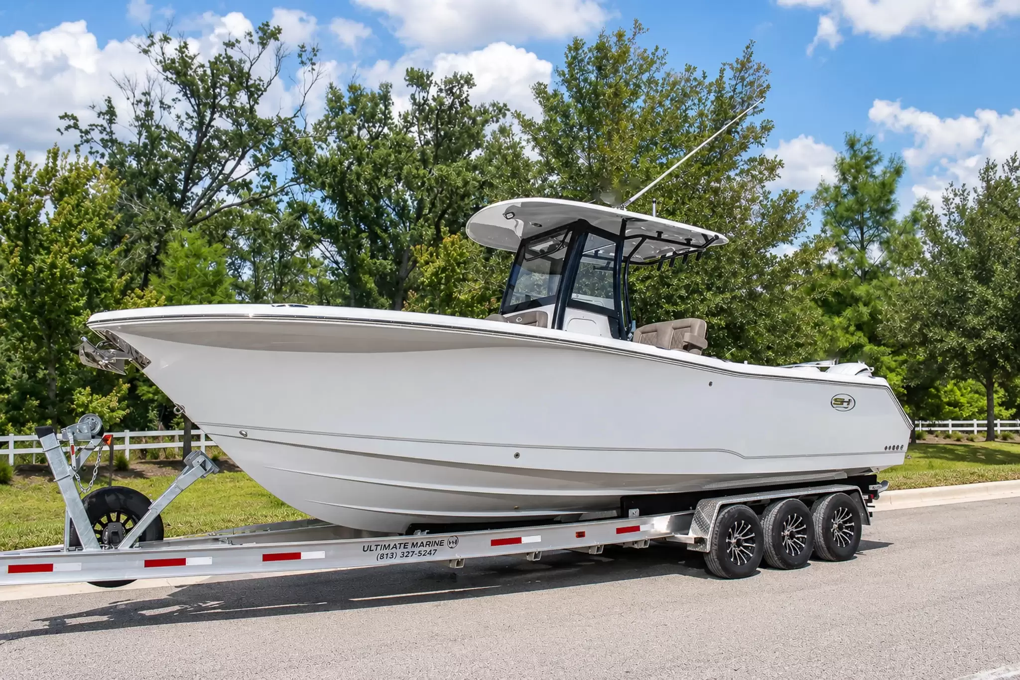 2027 Sea Hunt Gamefish 27 FS (SH526) SILVER GRAY